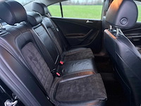 Volkswagen - passat - 3.2 v6 highline 4m - personenauto - 2006 - afbeelding 5 van  14