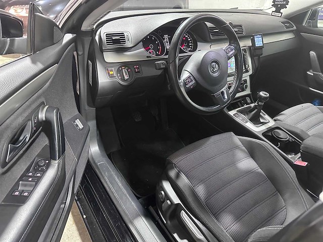 Volkswagen - passat cc - 1.8 tsi 4p. - 34-jdt-2- 2009 - afbeelding 18 van  20