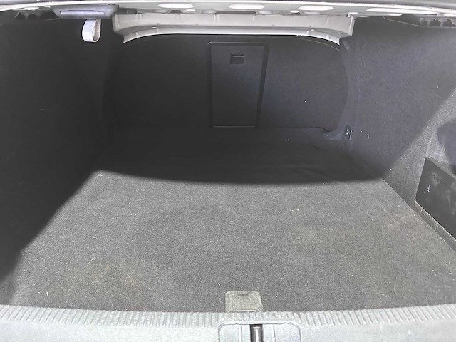 Volkswagen - passat cc - 1.8 tsi 4p. - 46-ljd-6- 2010 - afbeelding 7 van  19