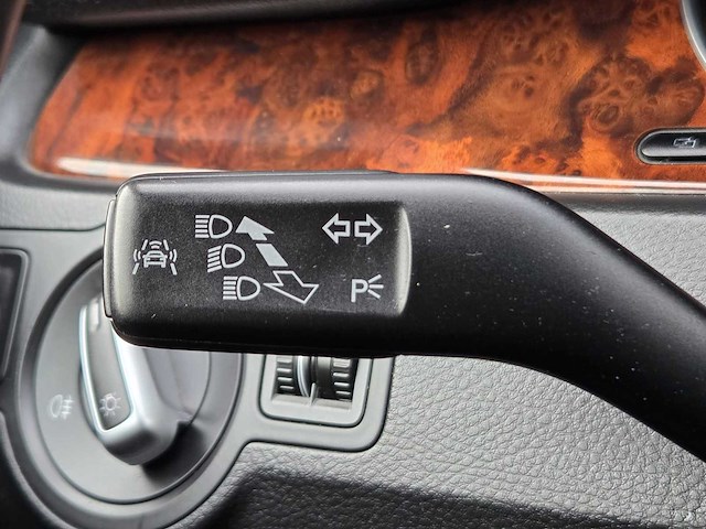 Volkswagen - passat cc - 2.0 tsi - 86-lzf-7 - 2009 - afbeelding 18 van  30