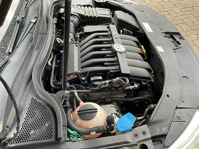 Volkswagen - passat cc - 3.6 v6 - fsi 4m 4p. - personenauto - 2011 - afbeelding 17 van  29