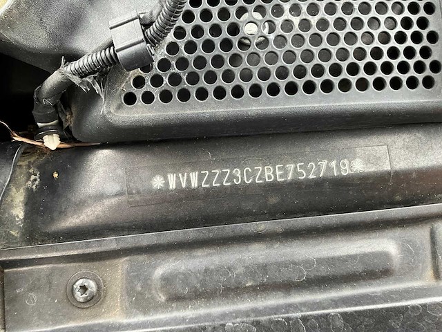 Volkswagen - passat cc - 3.6 v6 - fsi 4m 4p. - personenauto - 2011 - afbeelding 18 van  29