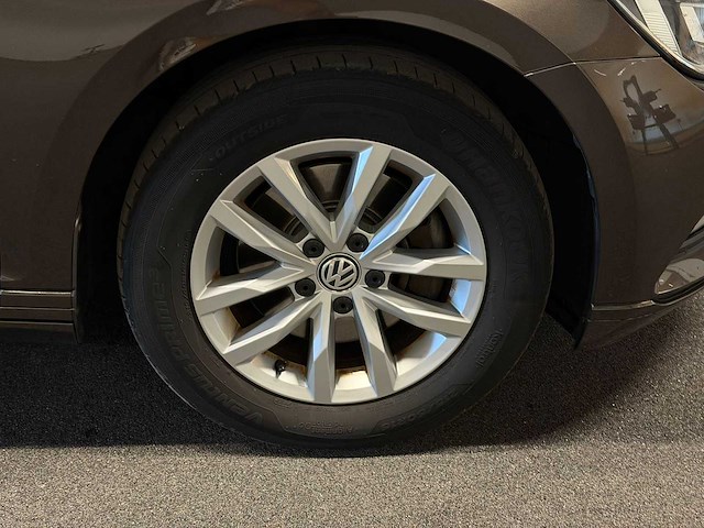 Volkswagen - passat variant - 1.4 tsi act con s.p. - xt-912-l- 2016 iaw - afbeelding 24 van  31