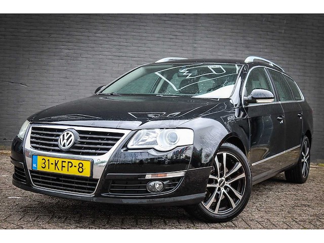 Volkswagen - passat variant - 1.4 tsi comfl bluem 31-kfp-8 - afbeelding 1 van  18