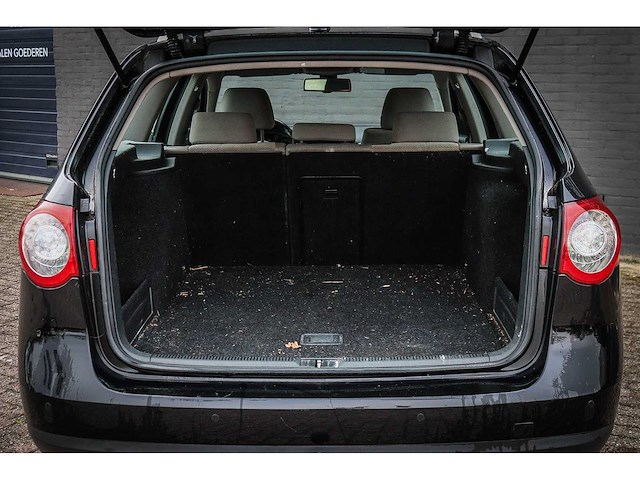 Volkswagen - passat variant - 1.4 tsi comfl bluem 31-kfp-8 - afbeelding 15 van  18