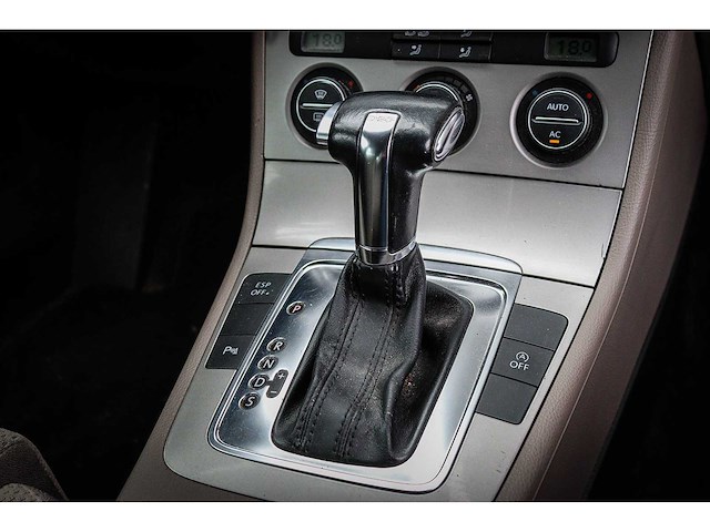 Volkswagen - passat variant - 1.4 tsi comfl bluem 31-kfp-8 - afbeelding 6 van  20