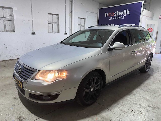 Volkswagen - passat variant - 1.4 tsi comfortline - 76-gzn-6- 2008 - afbeelding 1 van  18