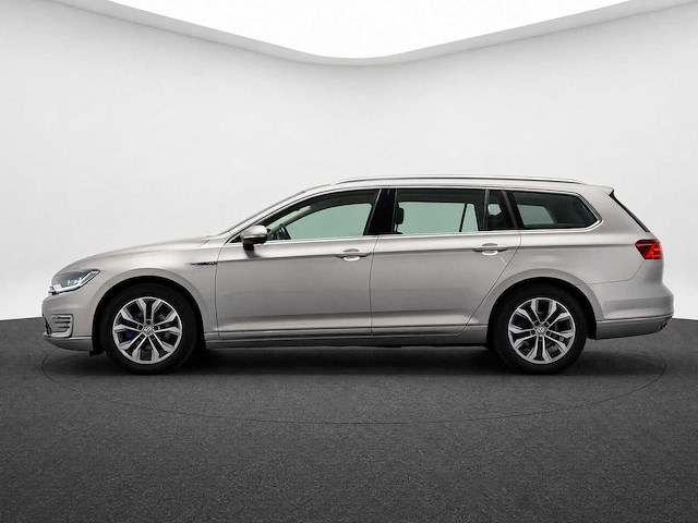 Volkswagen - passat variant - 1.4 tsi gte con. ser - nd-323-l- 2016 iaw - afbeelding 7 van  18