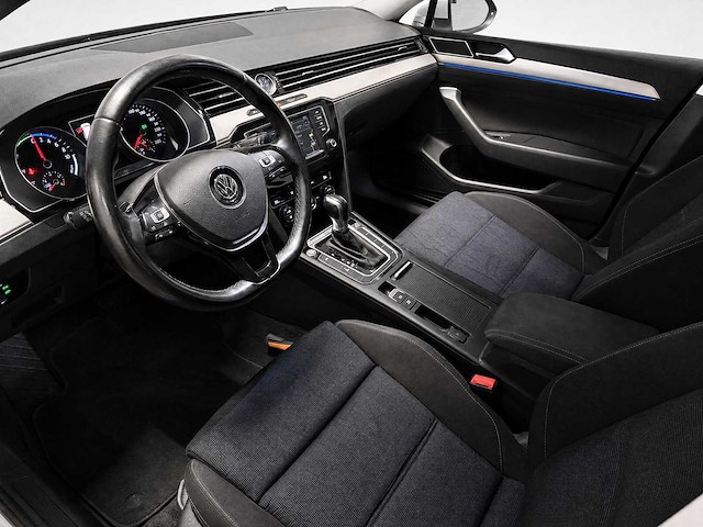 Volkswagen - passat variant - 1.4 tsi gte con. ser - nd-323-l- 2016 iaw - afbeelding 12 van  18