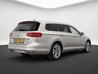 Volkswagen - passat variant - 1.4 tsi gte con. ser - nd-323-l- 2016 iaw - afbeelding 15 van  18