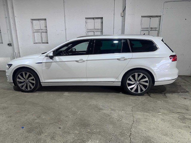 Volkswagen - passat variant - 1.4 tsi gte highline - hr-251-r - afbeelding 12 van  26
