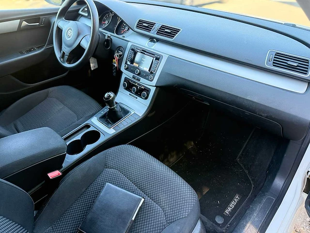 Volkswagen - passat variant - 1.4 tsi trendl blm - 2014 - g-495-hj - afbeelding 8 van  9