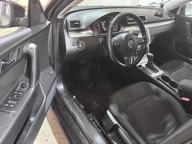 Volkswagen - passat variant - 1.4 tsi trendl blm - 57-rll-4 - 2011 - afbeelding 18 van  20