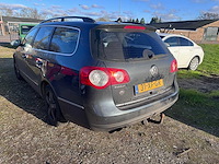 Volkswagen - passat variant - 2.0 fsi comfortl.bns - 31-xf-gr - afbeelding 13 van  19