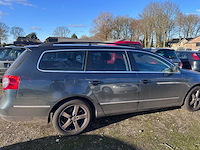 Volkswagen - passat variant - 2.0 fsi comfortl.bns - car - afbeelding 16 van  19