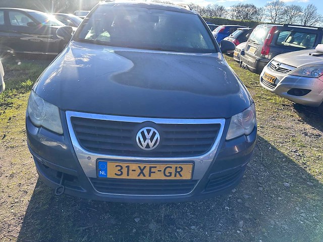 Volkswagen - passat variant - 2.0 fsi comfortl.bns - car - afbeelding 18 van  19