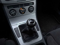 Volkswagen - passat variant - 2.0 fsi comfortline - car - 2006|93-sg-zk|iaw - afbeelding 2 van  23