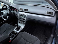 Volkswagen - passat variant - 2.0 fsi comfortline - car - 2006|93-sg-zk|iaw - afbeelding 11 van  23