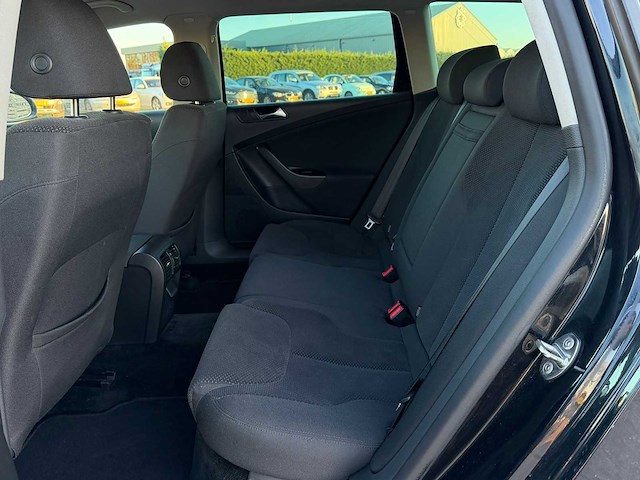 Volkswagen - passat variant - 2.0 tdi comfl. bluem - car - 2010|23-kxv-1|iaw - afbeelding 13 van  23