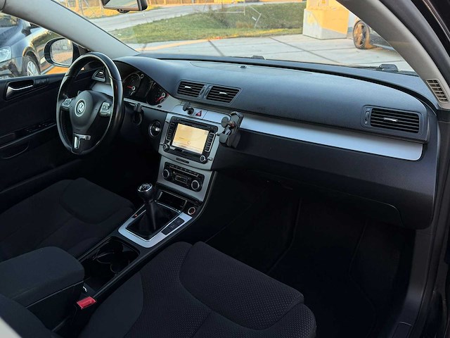Volkswagen - passat variant - 2.0 tdi comfl. bluem - car - 2010|23-kxv-1|iaw - afbeelding 14 van  23