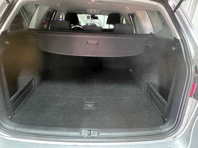 Volkswagen - passat variant - 2.0 tdi dsg comfortline - 79-tf-bd- 2006 - afbeelding 8 van  20