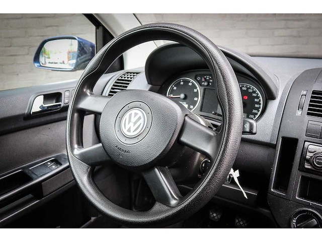 Volkswagen - polo - 1.2-12v optive 42-sv-sf - afbeelding 11 van  12