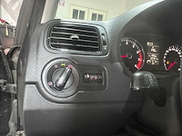 Volkswagen - polo - 1.2-12v trendline - car - 2014 - afbeelding 3 van  16