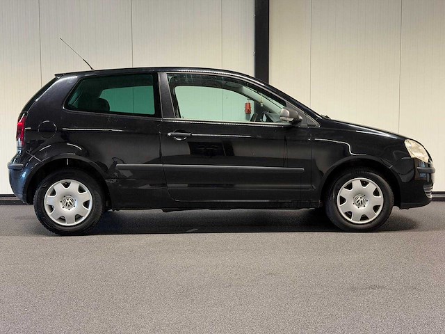 Volkswagen - polo - 1.2-12v trendline 2008 3-sgt-96 iaw - afbeelding 11 van  19