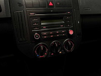 Volkswagen - polo - 1.2-12v trendline 2008 3-sgt-96 iaw - afbeelding 16 van  19