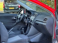 Volkswagen - polo - 1.2 easyline - 2011 - hdd-17-x - personenauto - afbeelding 2 van  13