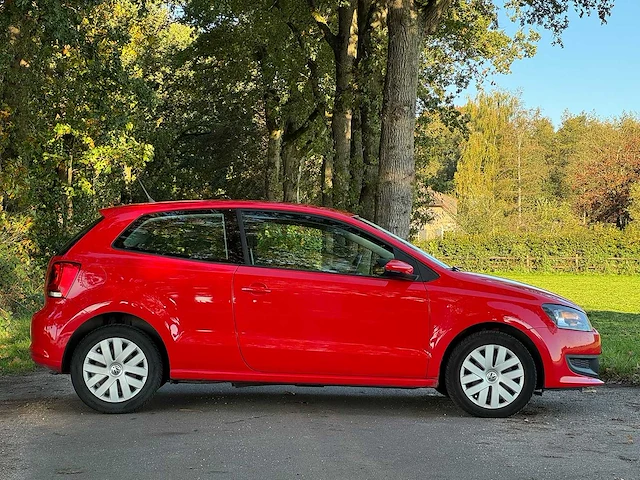 Volkswagen - polo - 1.2 easyline - 2011 - hdd-17-x - personenauto - afbeelding 12 van  13
