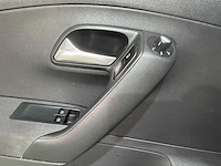 Volkswagen - polo - 1.2 tdi bl.m comf.ed - 17-zjj-6- 2012 - afbeelding 2 van  18
