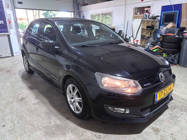 Volkswagen - polo - 1.2 tdi bl.m comf.ed - 17-zjj-6- 2012 - afbeelding 14 van  18