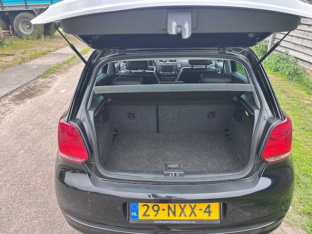 Volkswagen - polo - 1.2 tdi bl.m. comfl. - car - 2011 - afbeelding 11 van  15