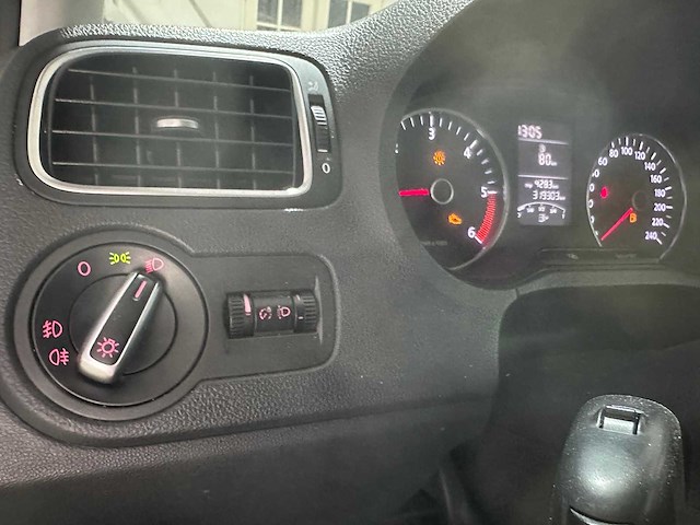 Volkswagen - polo - 1.2 tdi bl.m. comfl. - car - 2012 - afbeelding 3 van  16