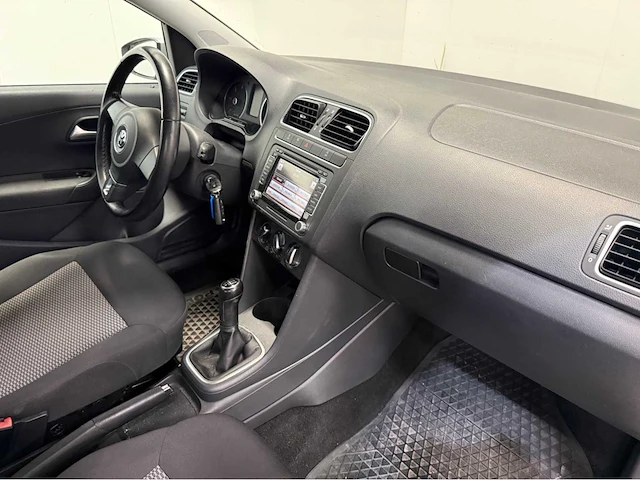 Volkswagen - polo - 1.2 tdi bl.m. comfl. - personenauto - 2010 - afbeelding 2 van  26