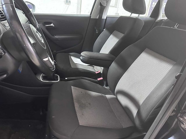 Volkswagen - polo - 1.2 tdi bluemotion - 8-ktd-91- 2013 - afbeelding 4 van  16