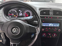Volkswagen - polo - 1.2 tdi bluemotion - 8-ktd-91- 2013 - afbeelding 15 van  16