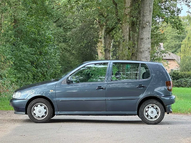 Volkswagen - polo - 1.4 - automaat - 1998 - 73-xh-hs - personenauto - afbeelding 12 van  13