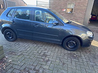 Volkswagen - polo - 1.4-16v comfortline - 86-tb-jz - afbeelding 15 van  18