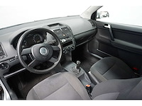 Volkswagen - polo - 1.4-16v comfortline - car - afbeelding 15 van  15