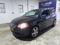 Volkswagen - polo - 1.4-16v sportline - 50-rz-bs