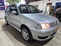 Volkswagen - polo - 1.4-16v trendline - 77-gt-ph- 2001 - afbeelding 17 van  17