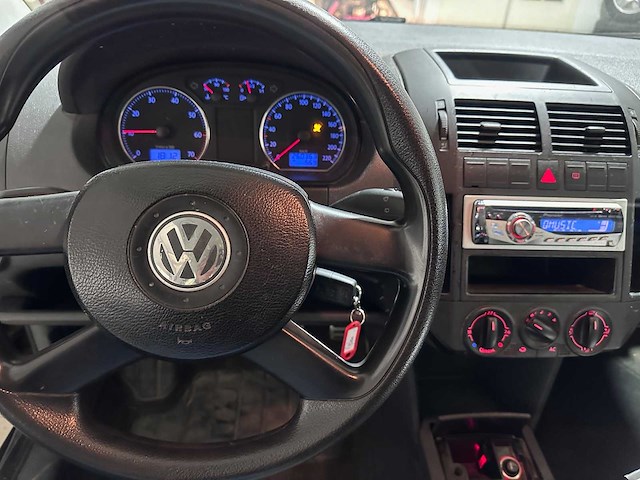Volkswagen - polo - 1.4-16v turijn - 06-sf-jr - afbeelding 2 van  19