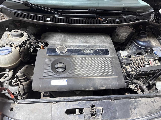 Volkswagen - polo - 1.4-16v turijn - 06-sf-jr - afbeelding 9 van  19