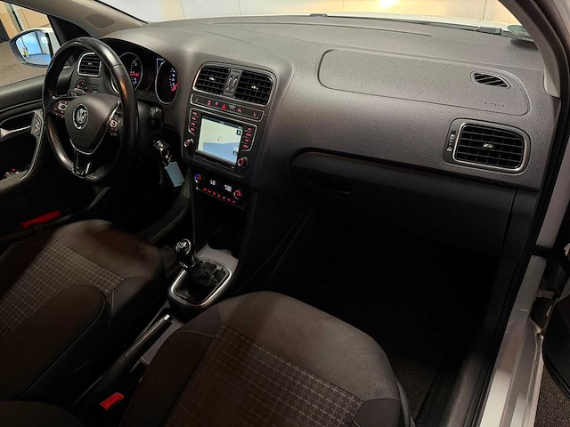 Volkswagen - polo - 1.4 tdi comfortline 5-zgv-62 2015 iaw - afbeelding 4 van  17