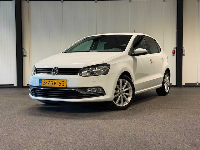 Volkswagen - polo - 1.4 tdi comfortline 5-zgv-62 2015 iaw - afbeelding 1 van  23