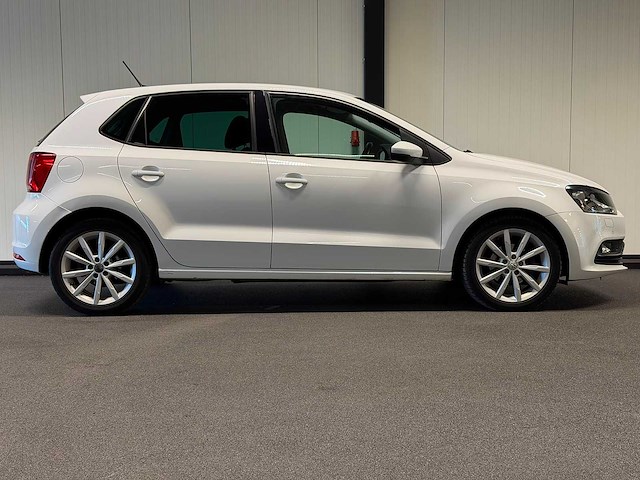 Volkswagen - polo - 1.4 tdi comfortline 5-zgv-62 2015 iaw - afbeelding 13 van  23