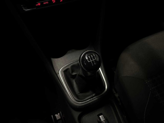 Volkswagen - polo - 1.4 tdi comfortline 5-zgv-62 2015 iaw - afbeelding 18 van  23