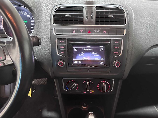 Volkswagen - polo - 1.4 tdi highline dsg- xl-494-k- 2014 - afbeelding 4 van  19